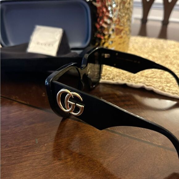 Women's Sunglasses, GG0956S - Picture 3 of 7